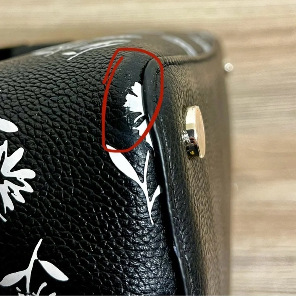 Kate Spade Black and White Floral Crossbody - Picture 5 of 16